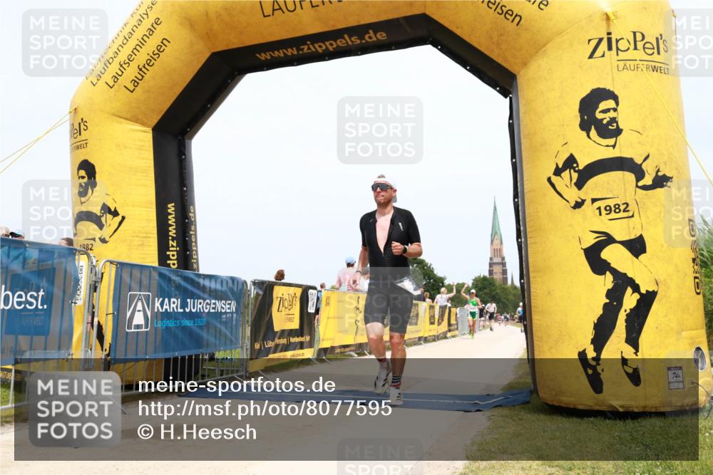 22.06.2025 - Viking Triathlon H.Heesch http://msf.ph/oto/8077595 22.06.2025 15:16:14 Laufen 266 meine-sportfotos.de