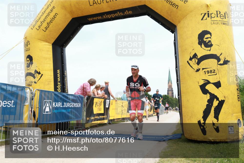 22.06.2025 - Viking Triathlon H.Heesch http://msf.ph/oto/8077616 22.06.2025 14:30:20 Laufen 81, 156, 636 meine-sportfotos.de