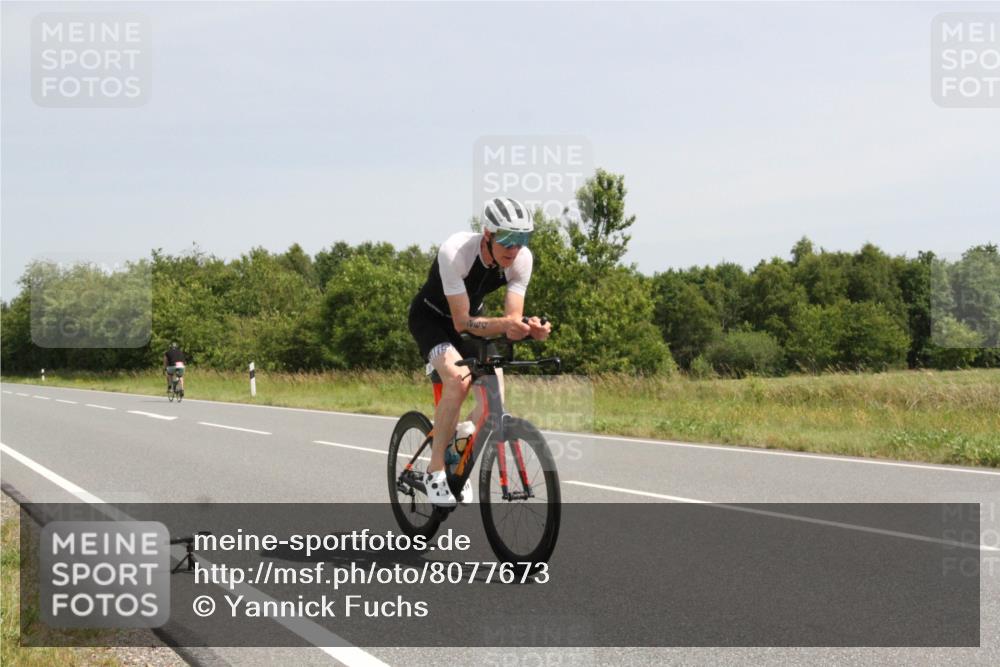 22.06.2025 - Viking Triathlon Yannick Fuchs http://msf.ph/oto/8077673 22.06.2025 12:03:50 Radfahren 60, 264 meine-sportfotos.de