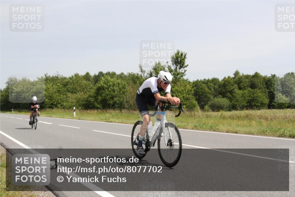 22.06.2025 - Viking Triathlon Yannick Fuchs http://msf.ph/oto/8077702 22.06.2025 12:04:08 Radfahren 38, 42, 142, 149, 333, 351, 517 meine-sportfotos.de