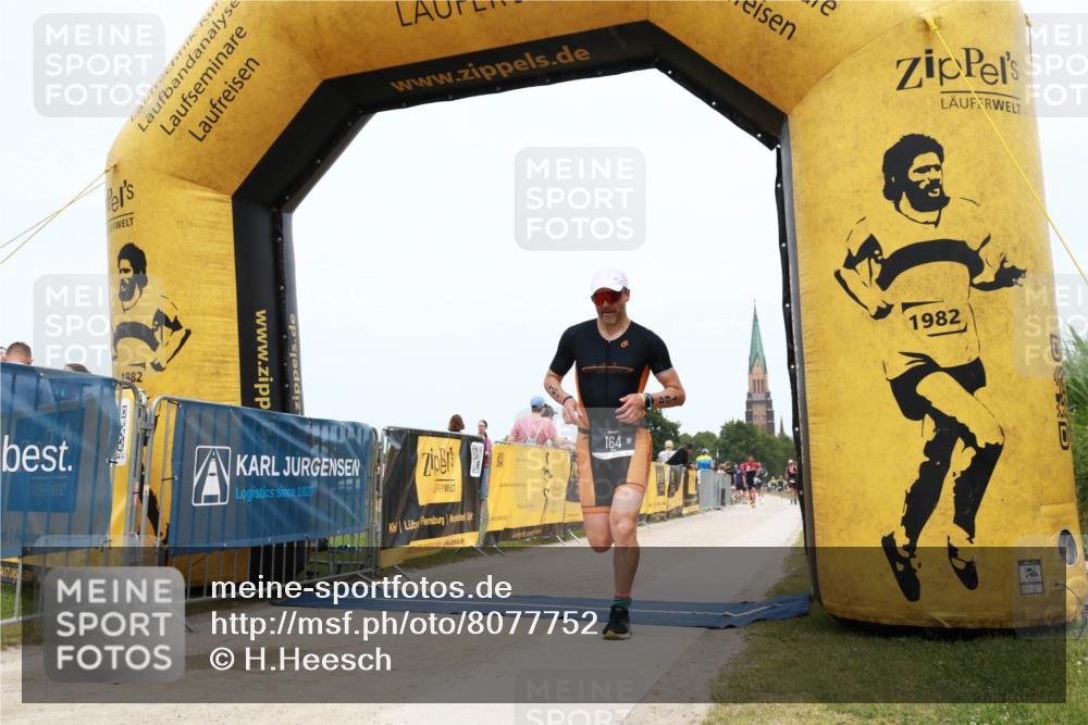 22.06.2025 - Viking Triathlon H.Heesch http://msf.ph/oto/8077752 22.06.2025 15:18:04 Laufen 164, 300, 515 meine-sportfotos.de