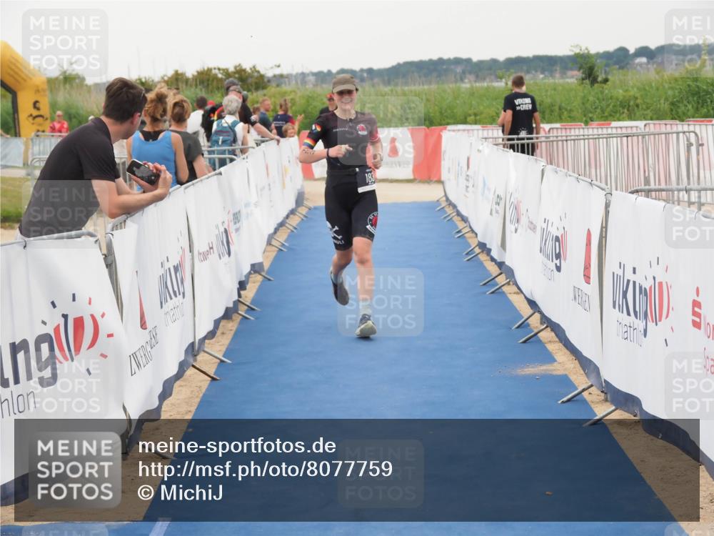 22.06.2025 - Viking Triathlon MichiJ http://msf.ph/oto/8077759 22.06.2025 16:02:55 Ziel 183 meine-sportfotos.de