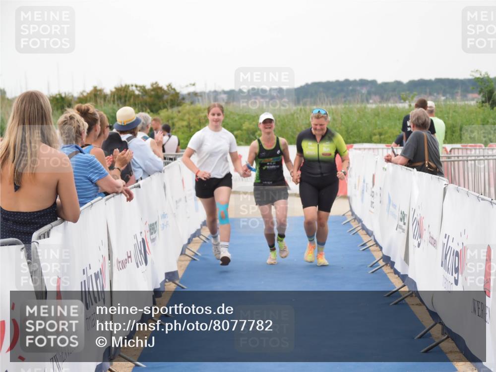 22.06.2025 - Viking Triathlon MichiJ http://msf.ph/oto/8077782 22.06.2025 15:55:06 Ziel 636 meine-sportfotos.de
