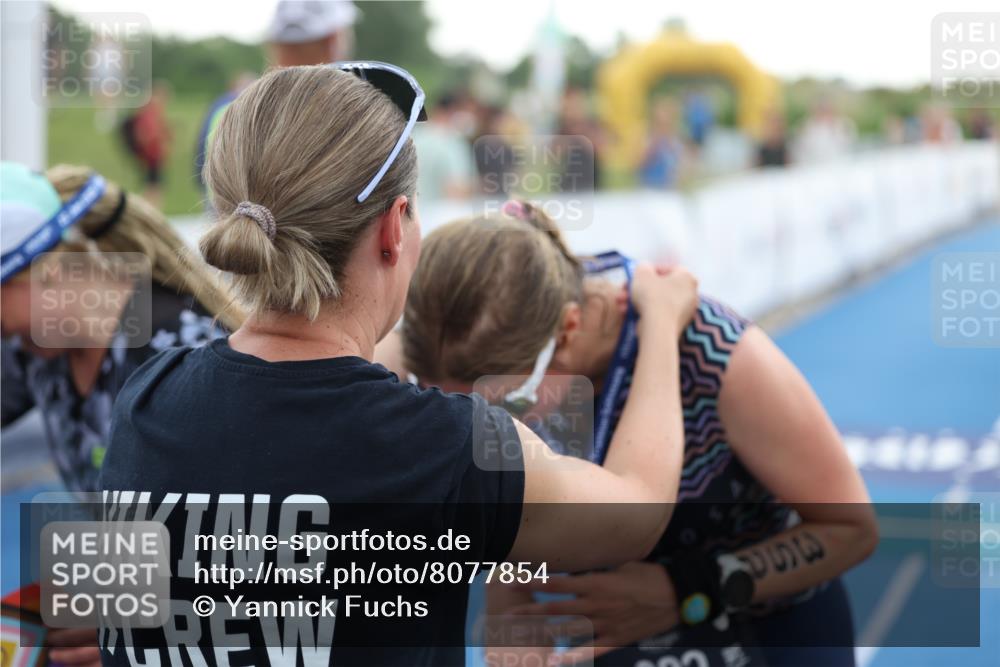 22.06.2025 - Viking Triathlon Yannick Fuchs http://msf.ph/oto/8077854 22.06.2025 16:29:08 Ziel  meine-sportfotos.de