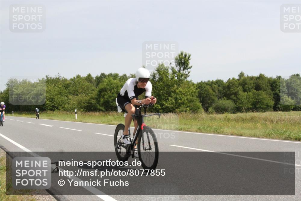 22.06.2025 - Viking Triathlon Yannick Fuchs http://msf.ph/oto/8077855 22.06.2025 12:04:49 Radfahren 9, 26, 80, 101, 272, 299, 362, 385, 496, 554 meine-sportfotos.de