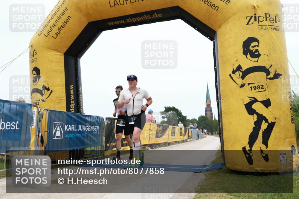 22.06.2025 - Viking Triathlon H.Heesch http://msf.ph/oto/8077858 22.06.2025 15:19:22 Laufen 21, 358, 387 meine-sportfotos.de