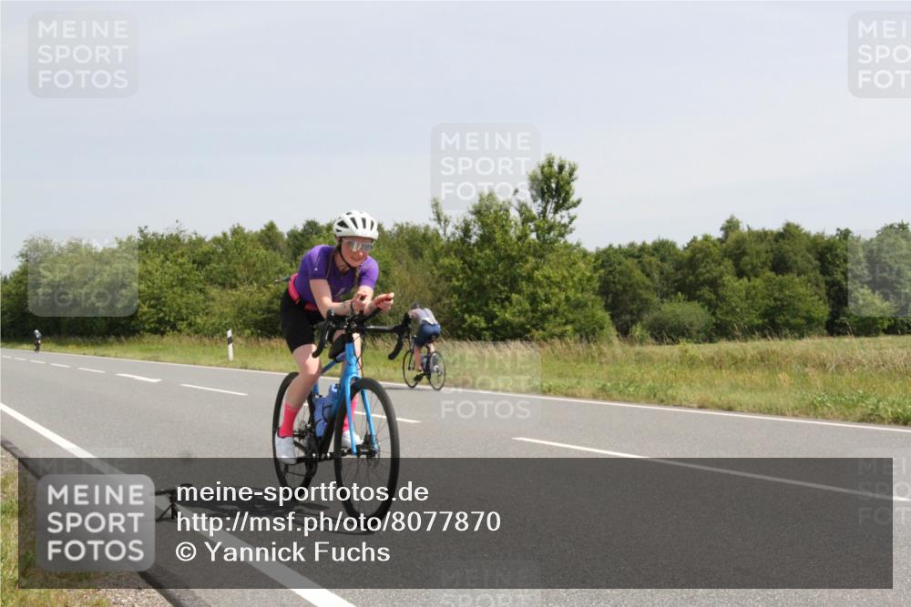 22.06.2025 - Viking Triathlon Yannick Fuchs http://msf.ph/oto/8077870 22.06.2025 12:04:51 Radfahren 9, 26, 80, 101, 272, 299, 362, 385, 496 meine-sportfotos.de