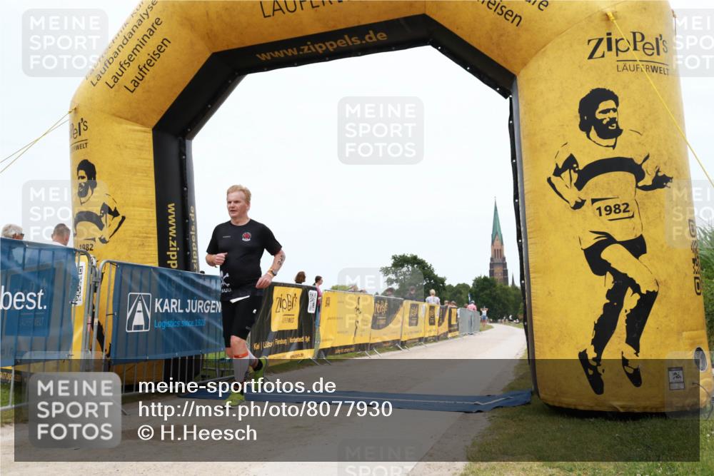 22.06.2025 - Viking Triathlon H.Heesch http://msf.ph/oto/8077930 22.06.2025 15:21:27 Laufen 606, 619 meine-sportfotos.de