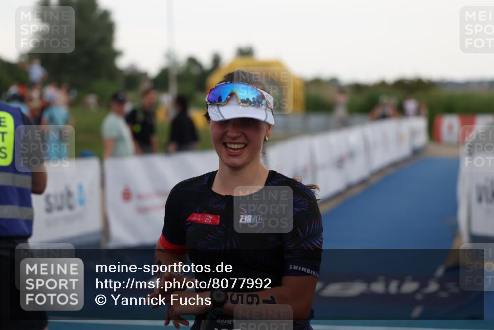 22.06.2025 - Viking Triathlon Yannick Fuchs http://msf.ph/oto/8077992 22.06.2025 16:30:48 Ziel 165 meine-sportfotos.de