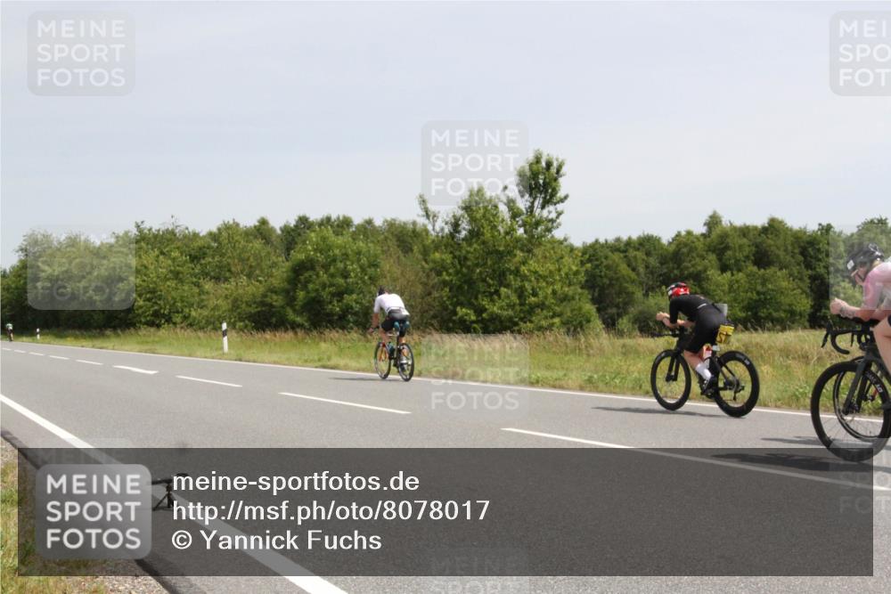 22.06.2025 - Viking Triathlon Yannick Fuchs http://msf.ph/oto/8078017 22.06.2025 12:05:20 Radfahren 37, 50, 197, 202, 205, 286, 364, 550 meine-sportfotos.de
