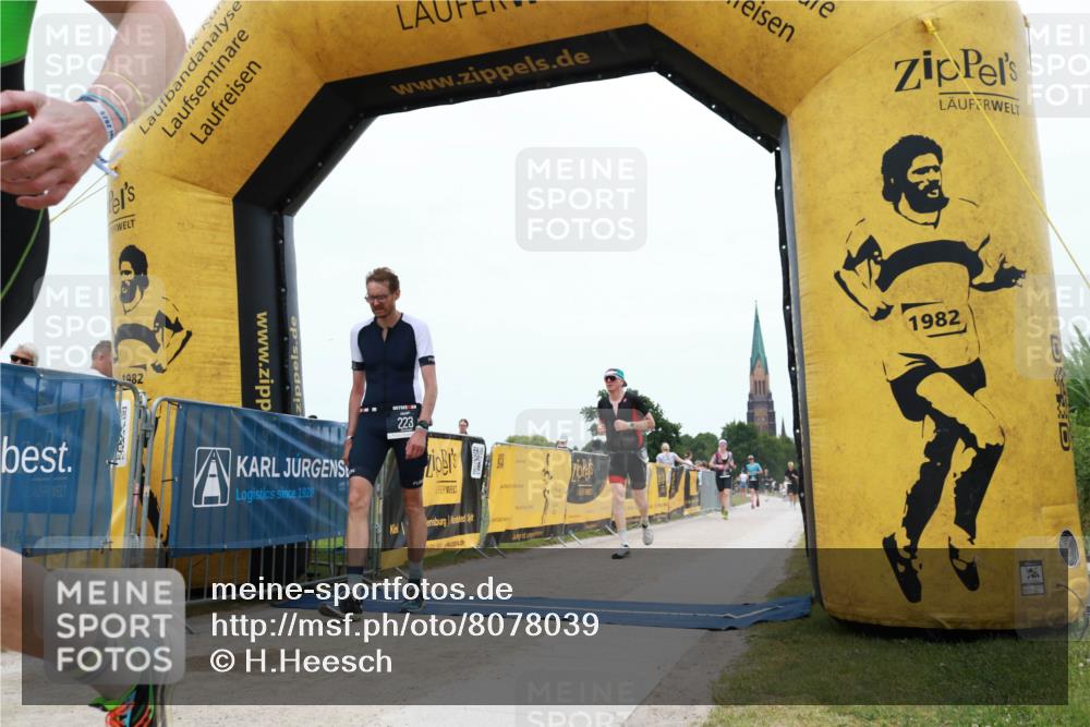 22.06.2025 - Viking Triathlon H.Heesch http://msf.ph/oto/8078039 22.06.2025 15:23:56 Laufen 169, 223, 366, 540, 621 meine-sportfotos.de