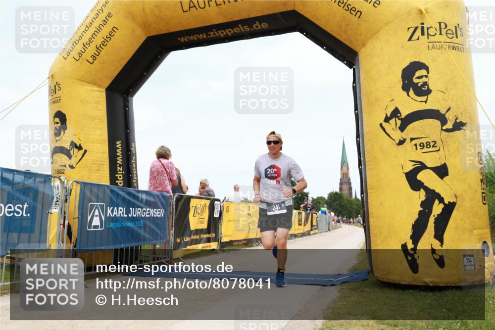 22.06.2025 - Viking Triathlon H.Heesch http://msf.ph/oto/8078041 22.06.2025 14:35:28 Laufen 241 meine-sportfotos.de