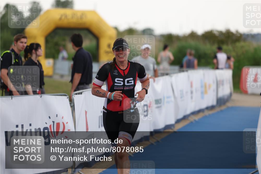 22.06.2025 - Viking Triathlon Yannick Fuchs http://msf.ph/oto/8078085 22.06.2025 16:31:44 Ziel 315 meine-sportfotos.de