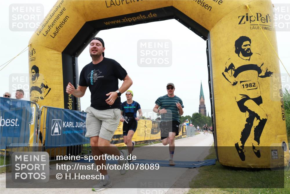 22.06.2025 - Viking Triathlon H.Heesch http://msf.ph/oto/8078089 22.06.2025 15:24:32 Laufen 210, 607 meine-sportfotos.de