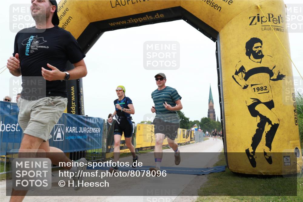 22.06.2025 - Viking Triathlon H.Heesch http://msf.ph/oto/8078096 22.06.2025 15:24:32 Laufen 210, 607 meine-sportfotos.de