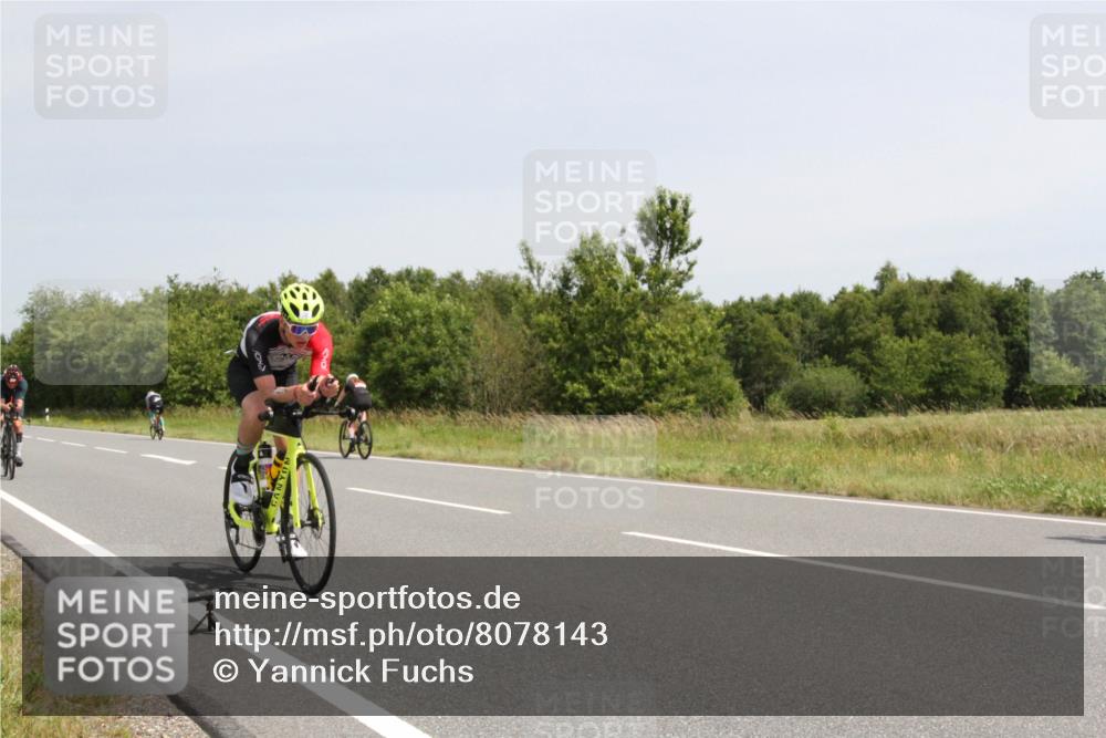 22.06.2025 - Viking Triathlon Yannick Fuchs http://msf.ph/oto/8078143 22.06.2025 12:05:53 Radfahren 20, 265, 387, 425, 637 meine-sportfotos.de