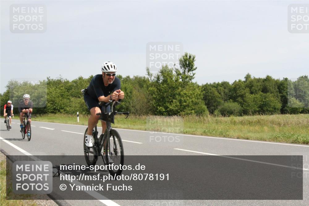 22.06.2025 - Viking Triathlon Yannick Fuchs http://msf.ph/oto/8078191 22.06.2025 12:06:05 Radfahren 70, 88, 134, 177, 300, 304, 323, 447, 456 meine-sportfotos.de