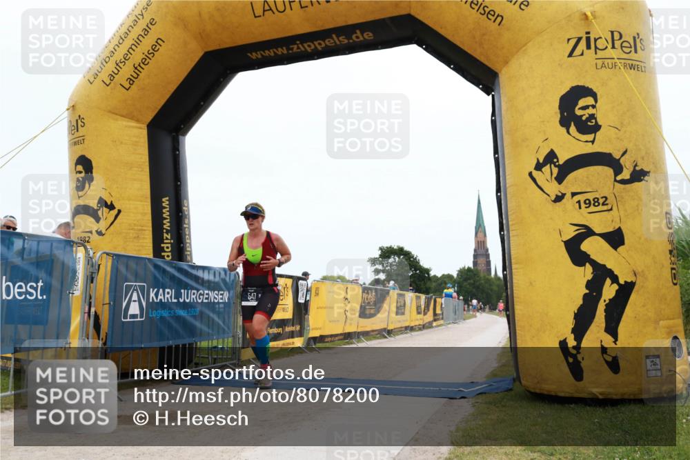22.06.2025 - Viking Triathlon H.Heesch http://msf.ph/oto/8078200 22.06.2025 15:26:02 Laufen 547 meine-sportfotos.de