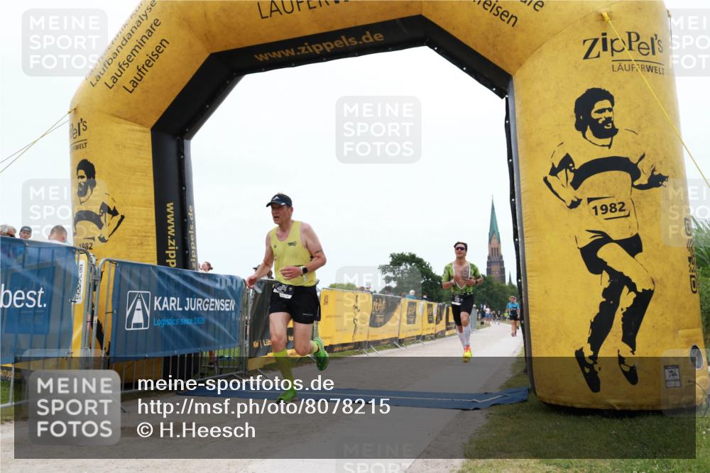 22.06.2025 - Viking Triathlon H.Heesch http://msf.ph/oto/8078215 22.06.2025 15:26:32 Laufen 220, 234 meine-sportfotos.de