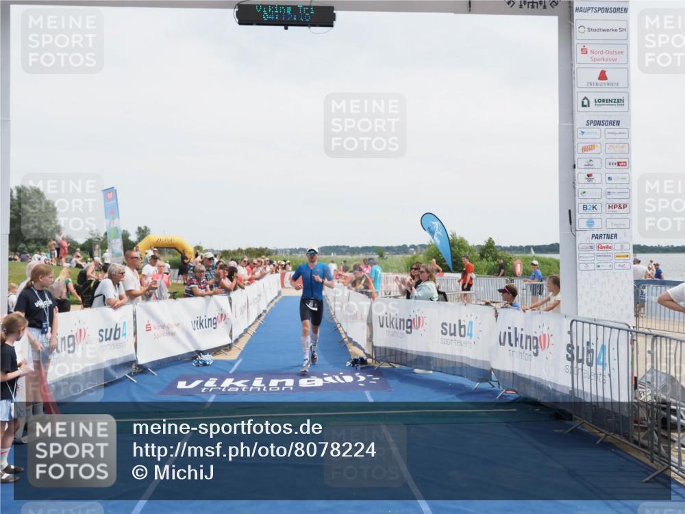 22.06.2025 - Viking Triathlon MichiJ http://msf.ph/oto/8078224 22.06.2025 14:12:28 Ziel 45 meine-sportfotos.de