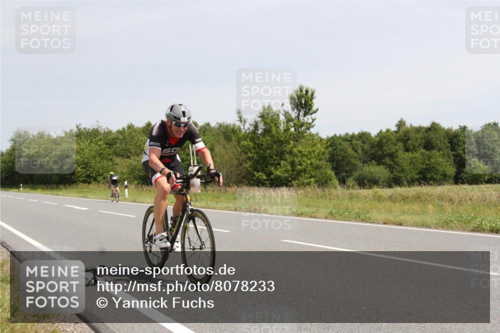22.06.2025 - Viking Triathlon Yannick Fuchs http://msf.ph/oto/8078233 22.06.2025 12:06:11 Radfahren 70, 74, 208, 300, 323 meine-sportfotos.de