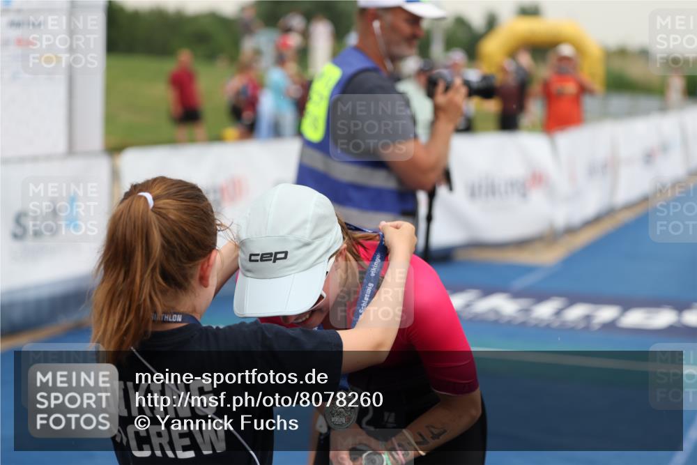 22.06.2025 - Viking Triathlon Yannick Fuchs http://msf.ph/oto/8078260 22.06.2025 16:35:37 Ziel 472 meine-sportfotos.de