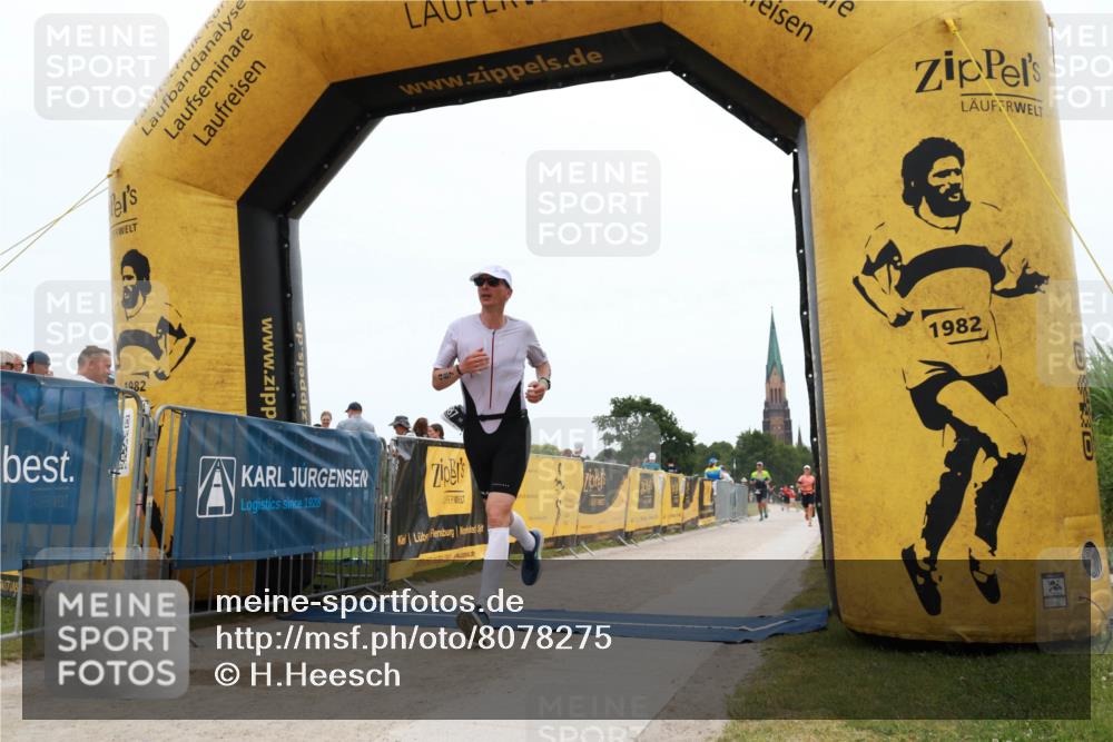 22.06.2025 - Viking Triathlon H.Heesch http://msf.ph/oto/8078275 22.06.2025 15:27:20 Laufen 487, 513 meine-sportfotos.de
