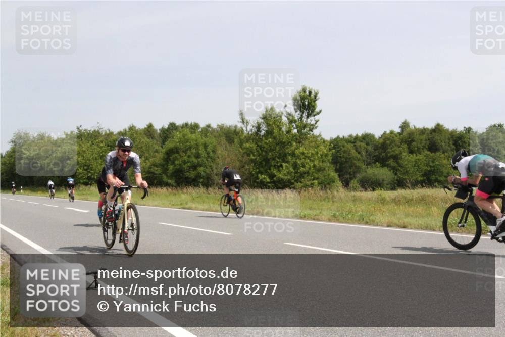 22.06.2025 - Viking Triathlon Yannick Fuchs http://msf.ph/oto/8078277 22.06.2025 12:06:27 Radfahren 76, 161, 215, 289, 367, 372 meine-sportfotos.de