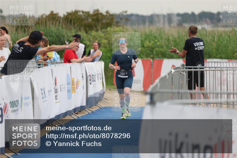22.06.2025 - Viking Triathlon Yannick Fuchs http://msf.ph/oto/8078296 22.06.2025 16:36:19 Ziel 244 meine-sportfotos.de
