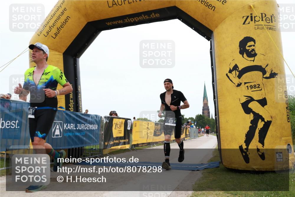 22.06.2025 - Viking Triathlon H.Heesch http://msf.ph/oto/8078298 22.06.2025 15:27:30 Laufen 130, 418, 419 meine-sportfotos.de