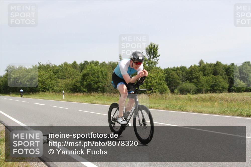 22.06.2025 - Viking Triathlon Yannick Fuchs http://msf.ph/oto/8078320 22.06.2025 12:06:47 Radfahren 52, 365, 390, 398, 466 meine-sportfotos.de