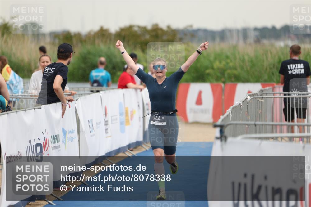 22.06.2025 - Viking Triathlon Yannick Fuchs http://msf.ph/oto/8078338 22.06.2025 16:36:21 Ziel 244 meine-sportfotos.de