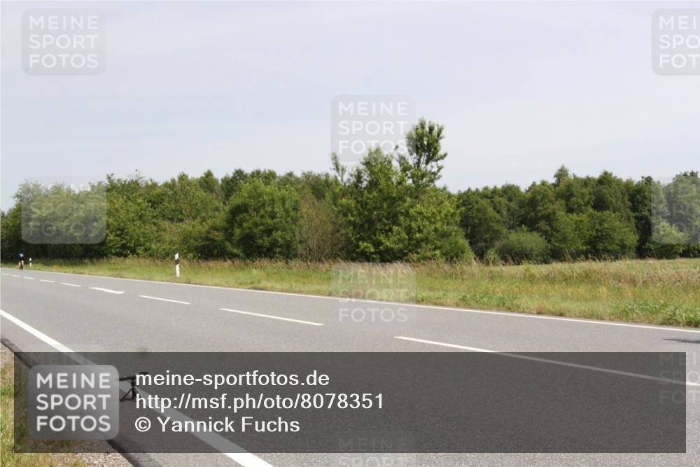 22.06.2025 - Viking Triathlon Yannick Fuchs http://msf.ph/oto/8078351 22.06.2025 12:06:54 Radfahren 365, 398, 466 meine-sportfotos.de