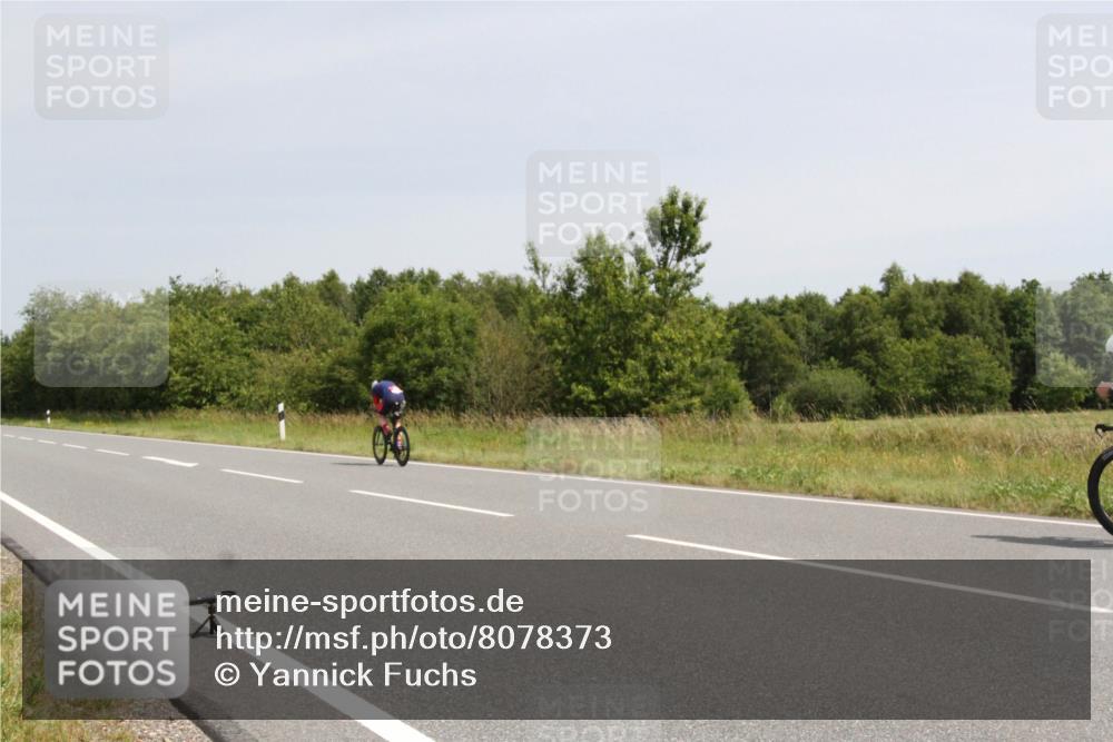 22.06.2025 - Viking Triathlon Yannick Fuchs http://msf.ph/oto/8078373 22.06.2025 12:07:07 Radfahren 347, 648 meine-sportfotos.de