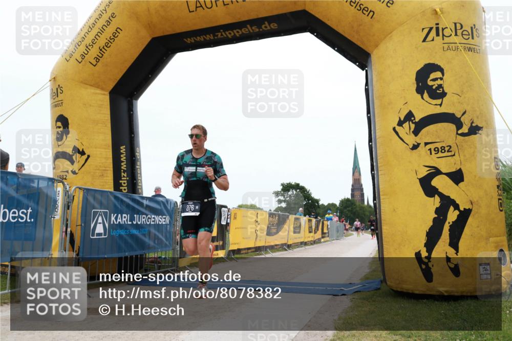 22.06.2025 - Viking Triathlon H.Heesch http://msf.ph/oto/8078382 22.06.2025 15:29:09 Laufen 376 meine-sportfotos.de