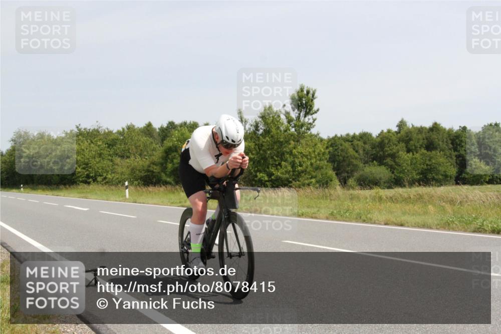 22.06.2025 - Viking Triathlon Yannick Fuchs http://msf.ph/oto/8078415 22.06.2025 12:07:30 Radfahren 21 meine-sportfotos.de