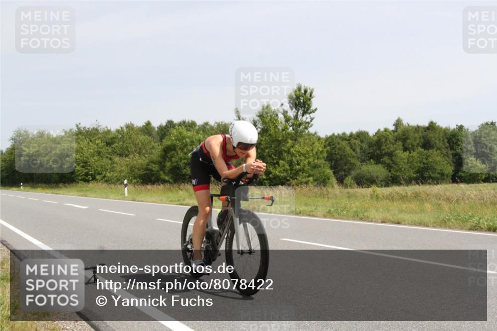 22.06.2025 - Viking Triathlon Yannick Fuchs http://msf.ph/oto/8078422 22.06.2025 12:07:37 Radfahren 11, 33, 179, 382, 420 meine-sportfotos.de