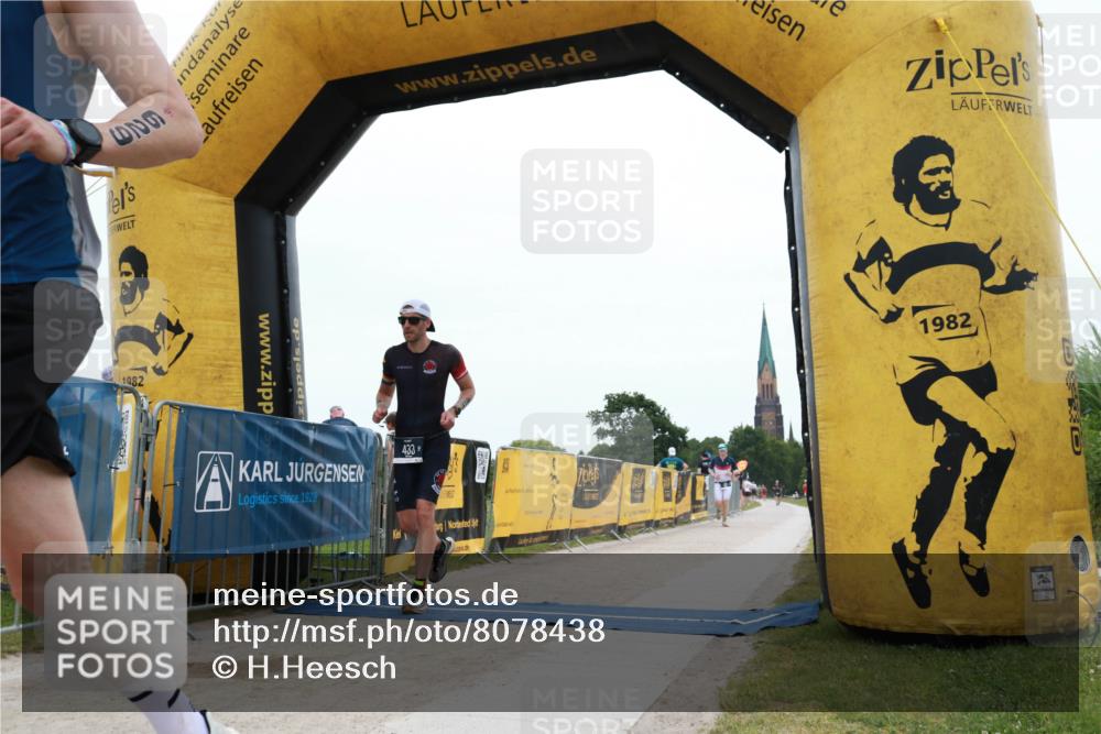 22.06.2025 - Viking Triathlon H.Heesch http://msf.ph/oto/8078438 22.06.2025 15:29:50 Laufen 308, 379, 433 meine-sportfotos.de