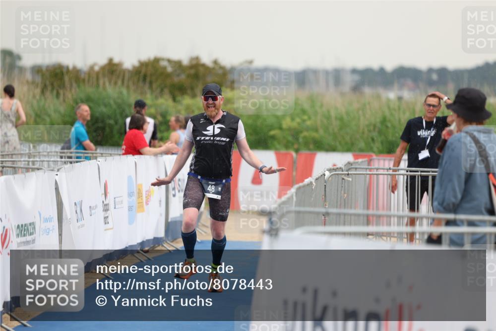 22.06.2025 - Viking Triathlon Yannick Fuchs http://msf.ph/oto/8078443 22.06.2025 16:36:44 Ziel 48 meine-sportfotos.de