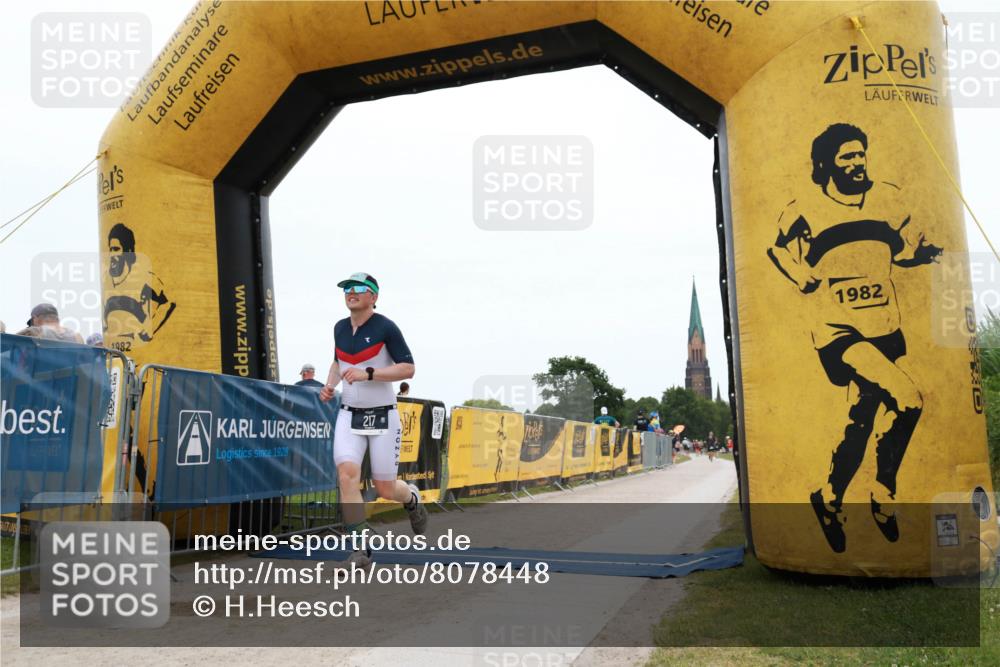 22.06.2025 - Viking Triathlon H.Heesch http://msf.ph/oto/8078448 22.06.2025 15:29:56 Laufen 217, 433 meine-sportfotos.de