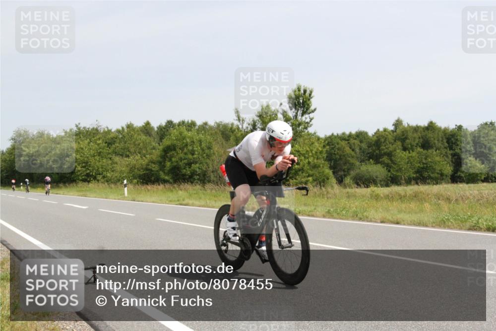 22.06.2025 - Viking Triathlon Yannick Fuchs http://msf.ph/oto/8078455 22.06.2025 12:07:48 Radfahren 97, 396, 556 meine-sportfotos.de
