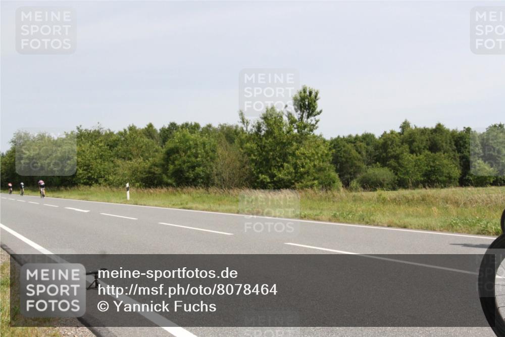 22.06.2025 - Viking Triathlon Yannick Fuchs http://msf.ph/oto/8078464 22.06.2025 12:07:49 Radfahren 97, 396, 556 meine-sportfotos.de