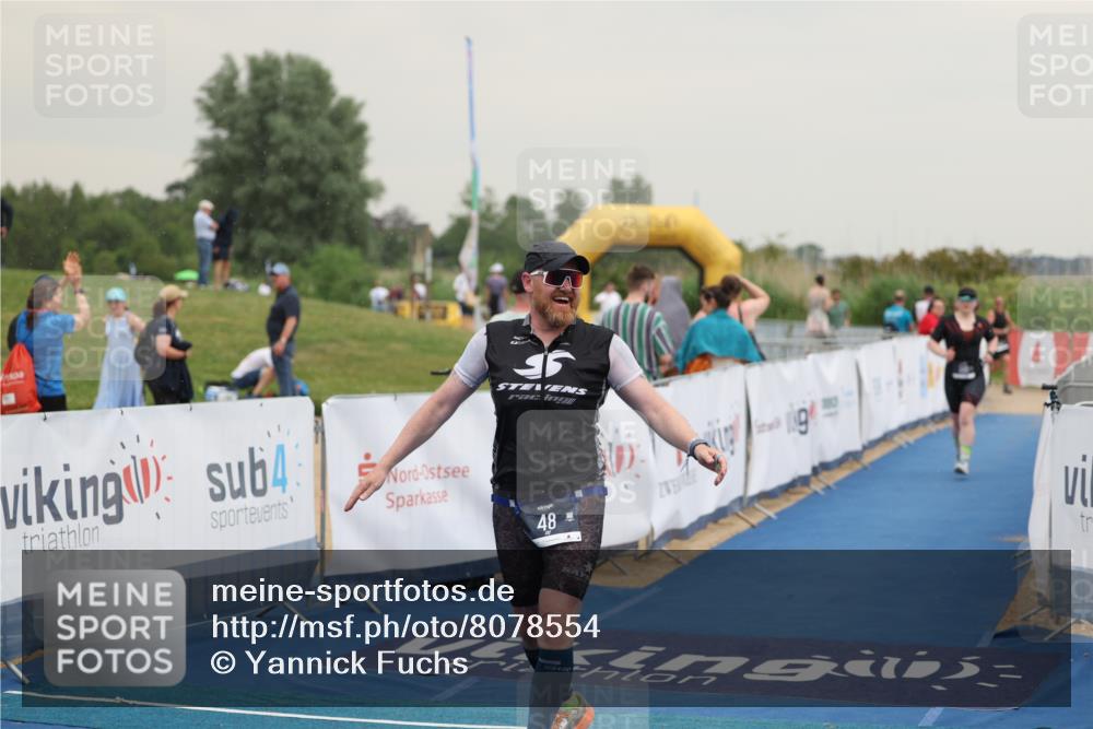 22.06.2025 - Viking Triathlon Yannick Fuchs http://msf.ph/oto/8078554 22.06.2025 16:36:50 Ziel 48, 240 meine-sportfotos.de