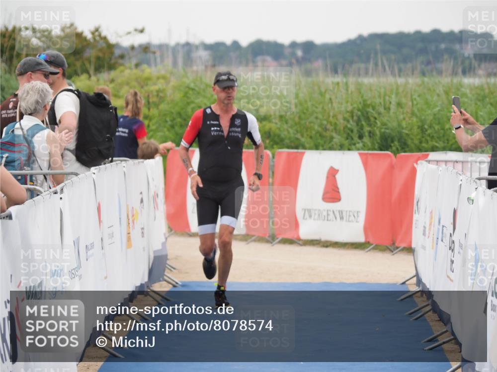 22.06.2025 - Viking Triathlon MichiJ http://msf.ph/oto/8078574 22.06.2025 16:03:40 Ziel 63 meine-sportfotos.de