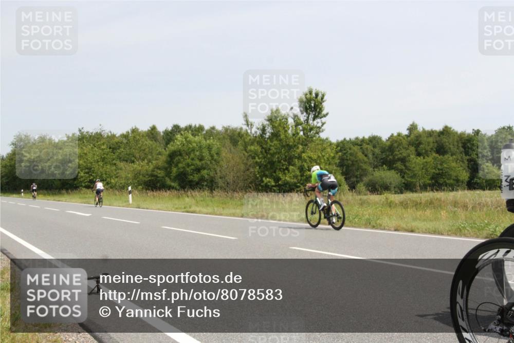 22.06.2025 - Viking Triathlon Yannick Fuchs http://msf.ph/oto/8078583 22.06.2025 12:08:22 Radfahren 34, 46, 164, 192, 297, 321, 451 meine-sportfotos.de