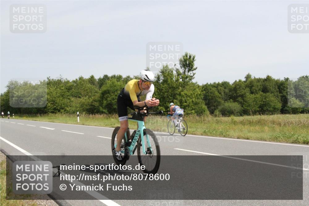 22.06.2025 - Viking Triathlon Yannick Fuchs http://msf.ph/oto/8078600 22.06.2025 12:08:29 Radfahren 91, 192 meine-sportfotos.de