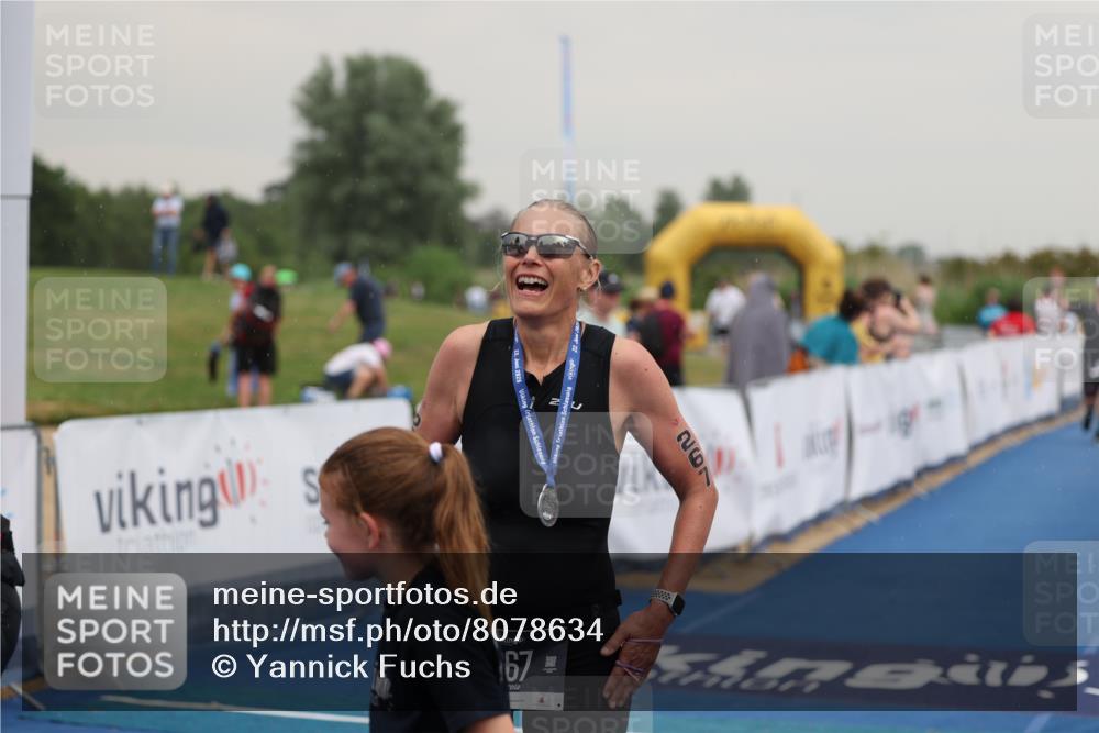 22.06.2025 - Viking Triathlon Yannick Fuchs http://msf.ph/oto/8078634 22.06.2025 16:37:03 Ziel 69, 267 meine-sportfotos.de