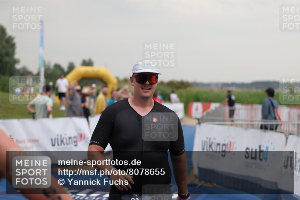 22.06.2025 - Viking Triathlon Yannick Fuchs http://msf.ph/oto/8078655 22.06.2025 16:37:10 Ziel 69 meine-sportfotos.de