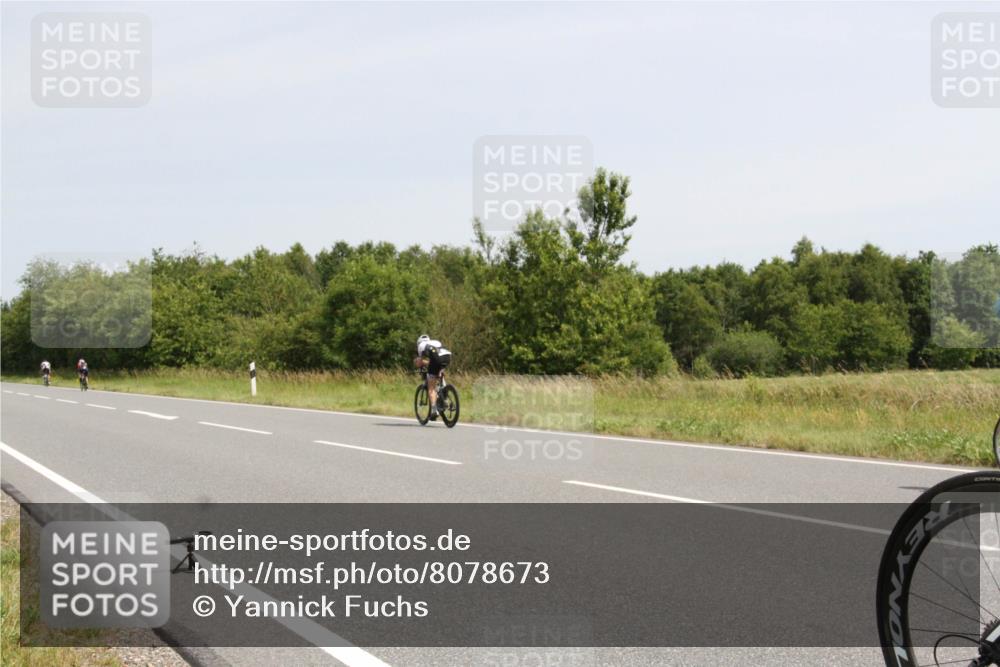 22.06.2025 - Viking Triathlon Yannick Fuchs http://msf.ph/oto/8078673 22.06.2025 12:08:53 Radfahren 14, 99, 117, 162, 463, 632, 640, 651 meine-sportfotos.de