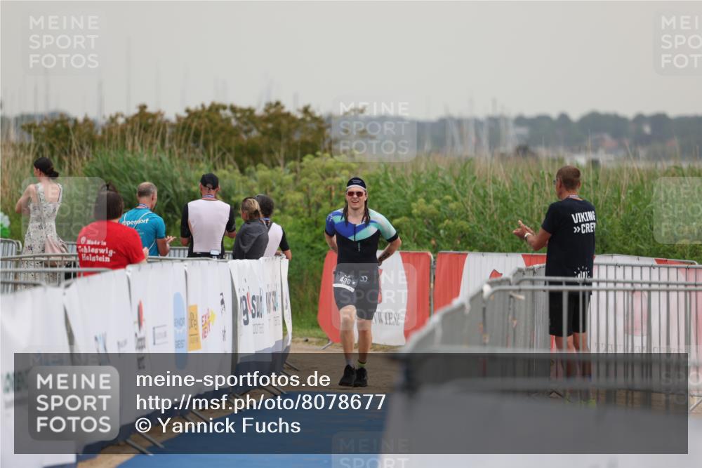 22.06.2025 - Viking Triathlon Yannick Fuchs http://msf.ph/oto/8078677 22.06.2025 16:38:21 Ziel  meine-sportfotos.de